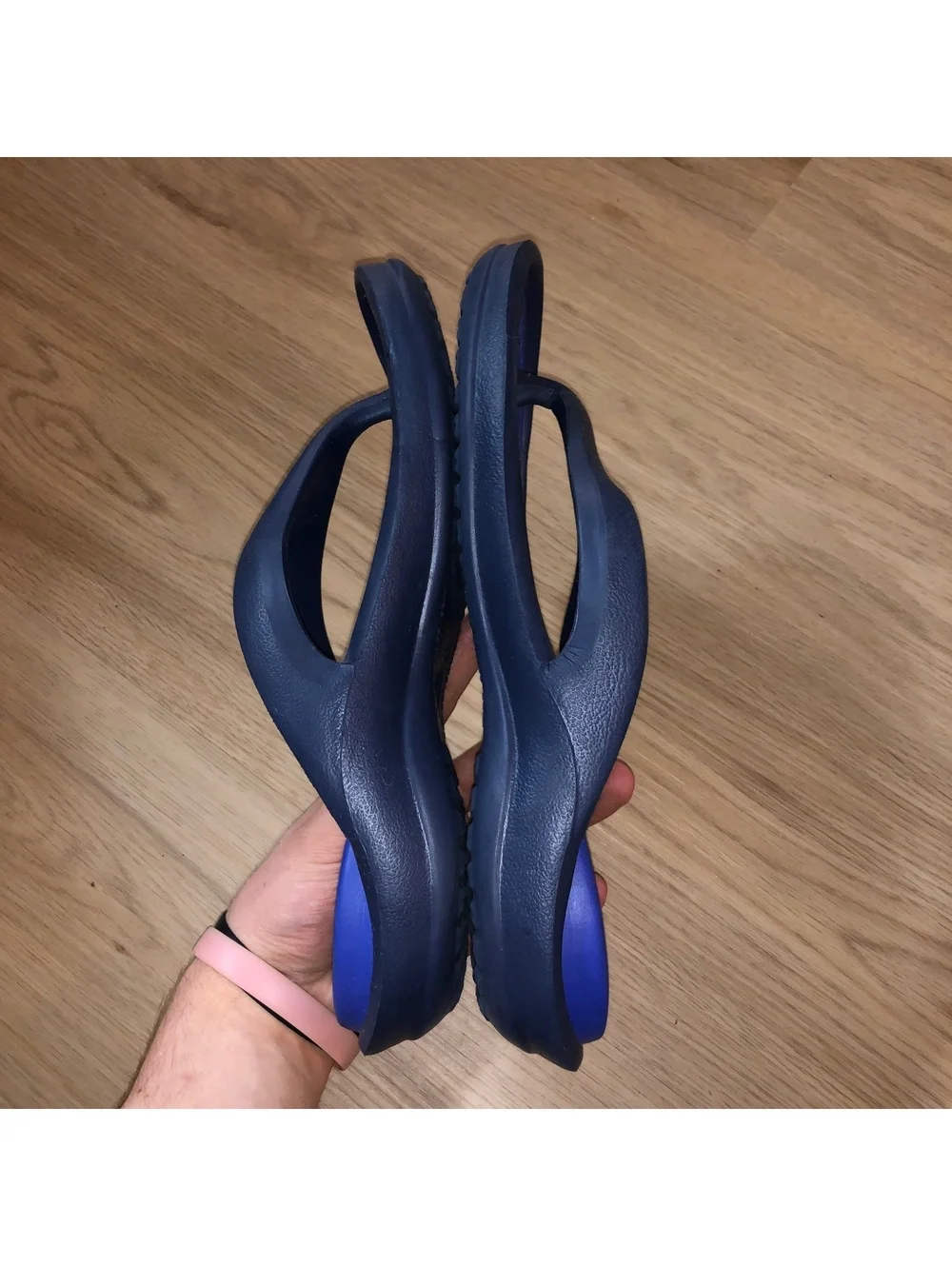 CROCS ATHENS ROYAL NAVY BLUE THONG FLIP FLOP SANDALS WOMENS SIZE 8 MENS 6 - Picture 4 of 5